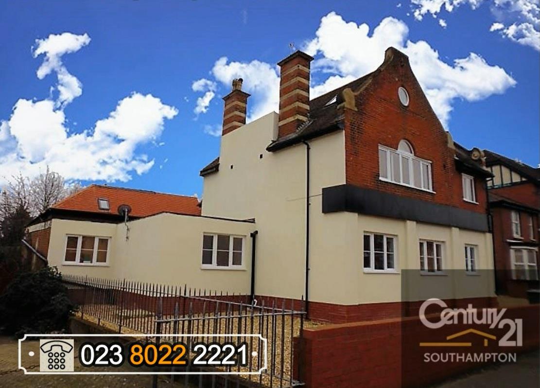 Flat Portswood Road in Southampton
