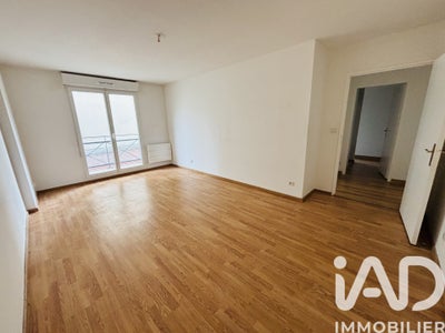 Appartement Rue Pierre et Marie Curie à Margny-lès-Compiègne