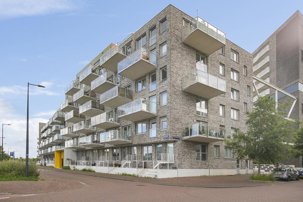 Appartement Mary van der Sluisstraat 338 in Amsterdam