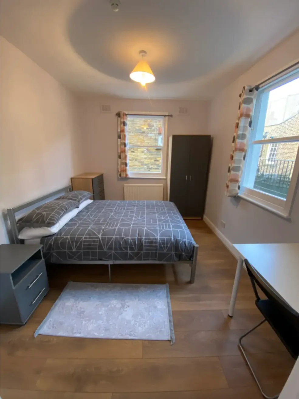 Room Falkland Road in Greater London