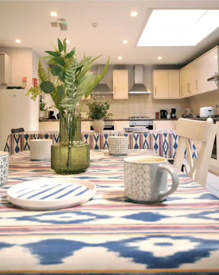 Room Falkland Road in Greater London