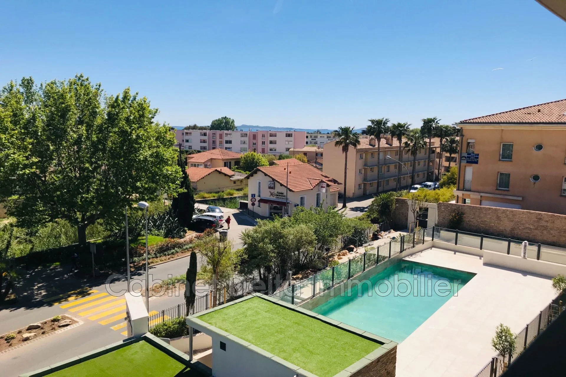 Appartement Avenue du Deuxième Spahis à Sanary-sur-Mer