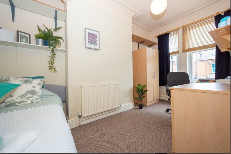 Room Headingley Mount in Leeds