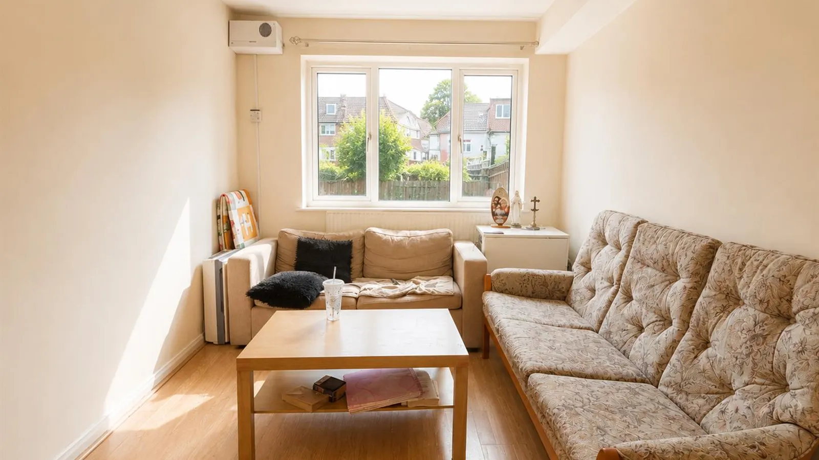House Hawkins Close in Greater London