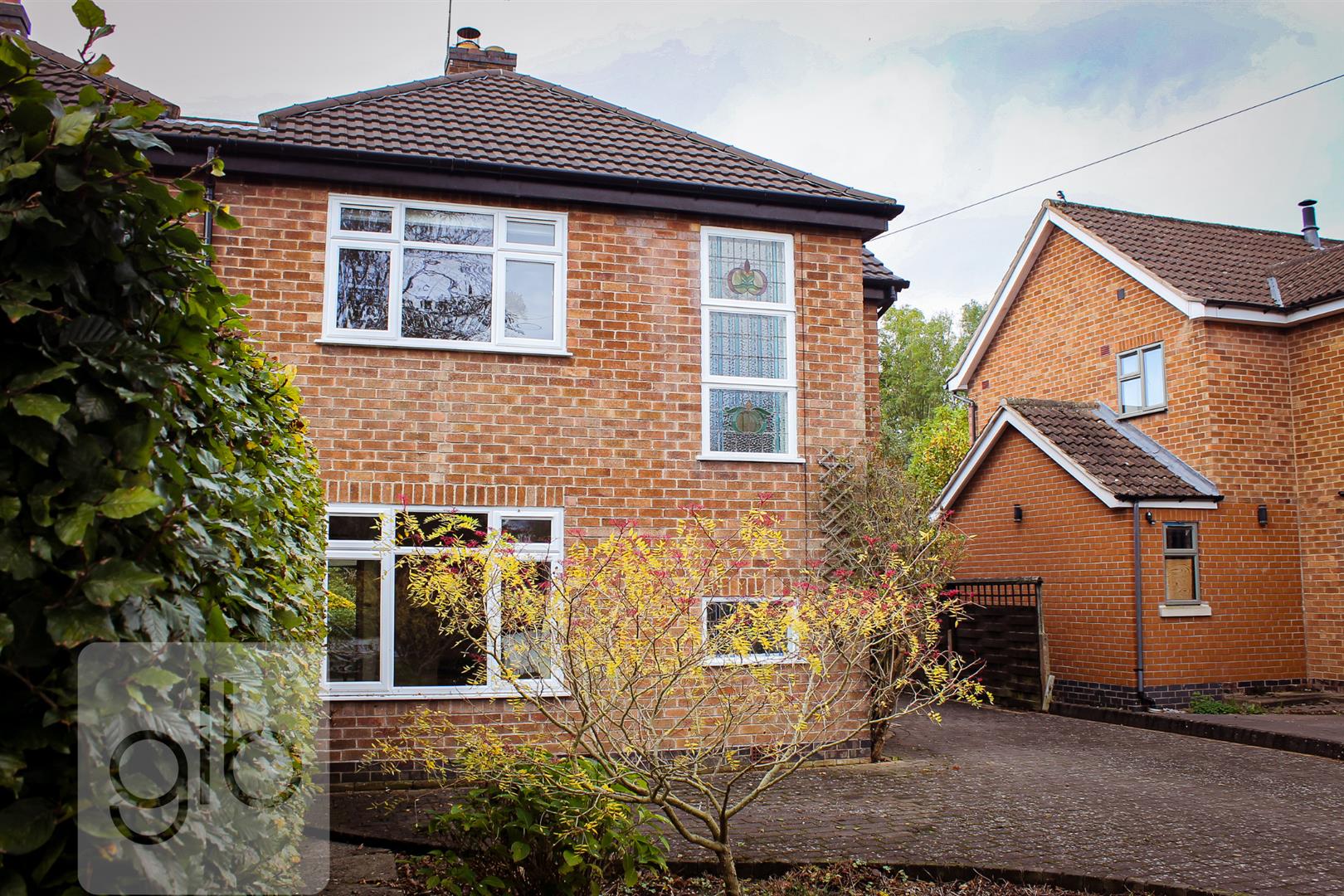 House Elmdene Road in Kenilworth