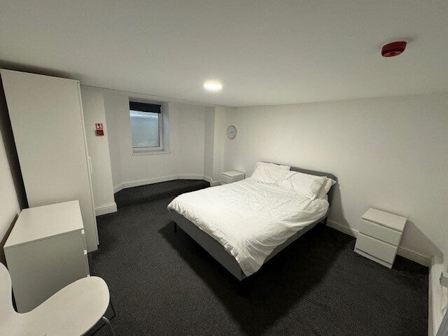 Flat Withnell Road in Blackpool