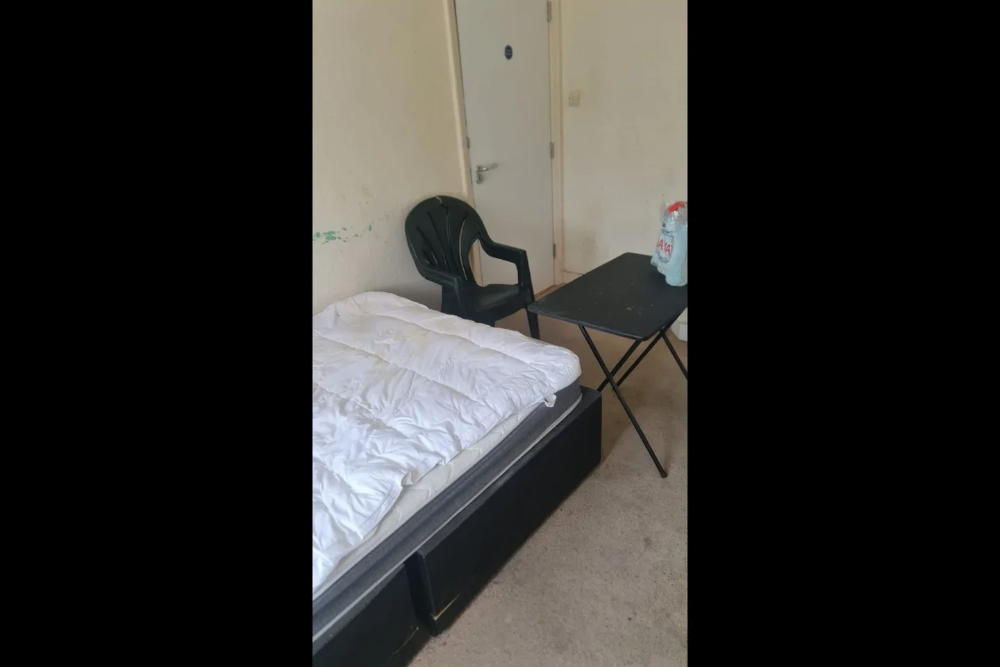 Room Southwood Road in Greater London