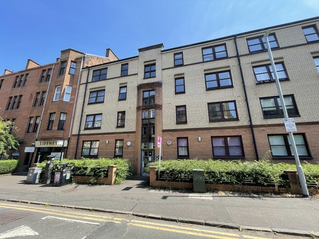 Flat Gibson Street in Glasgow