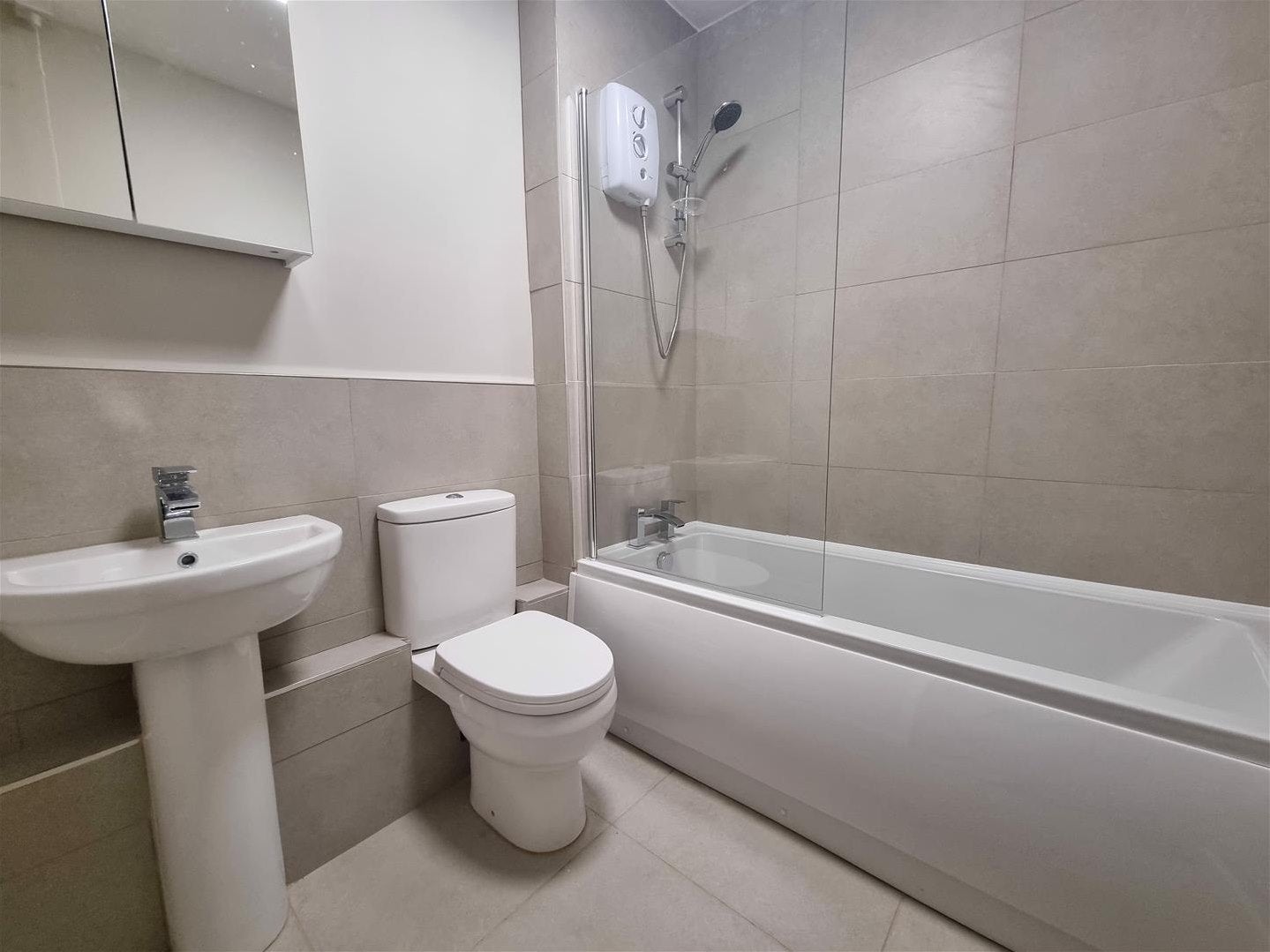 Flat Chandag Road in Keynsham