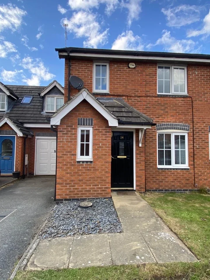 House Pickering Way in Stapeley