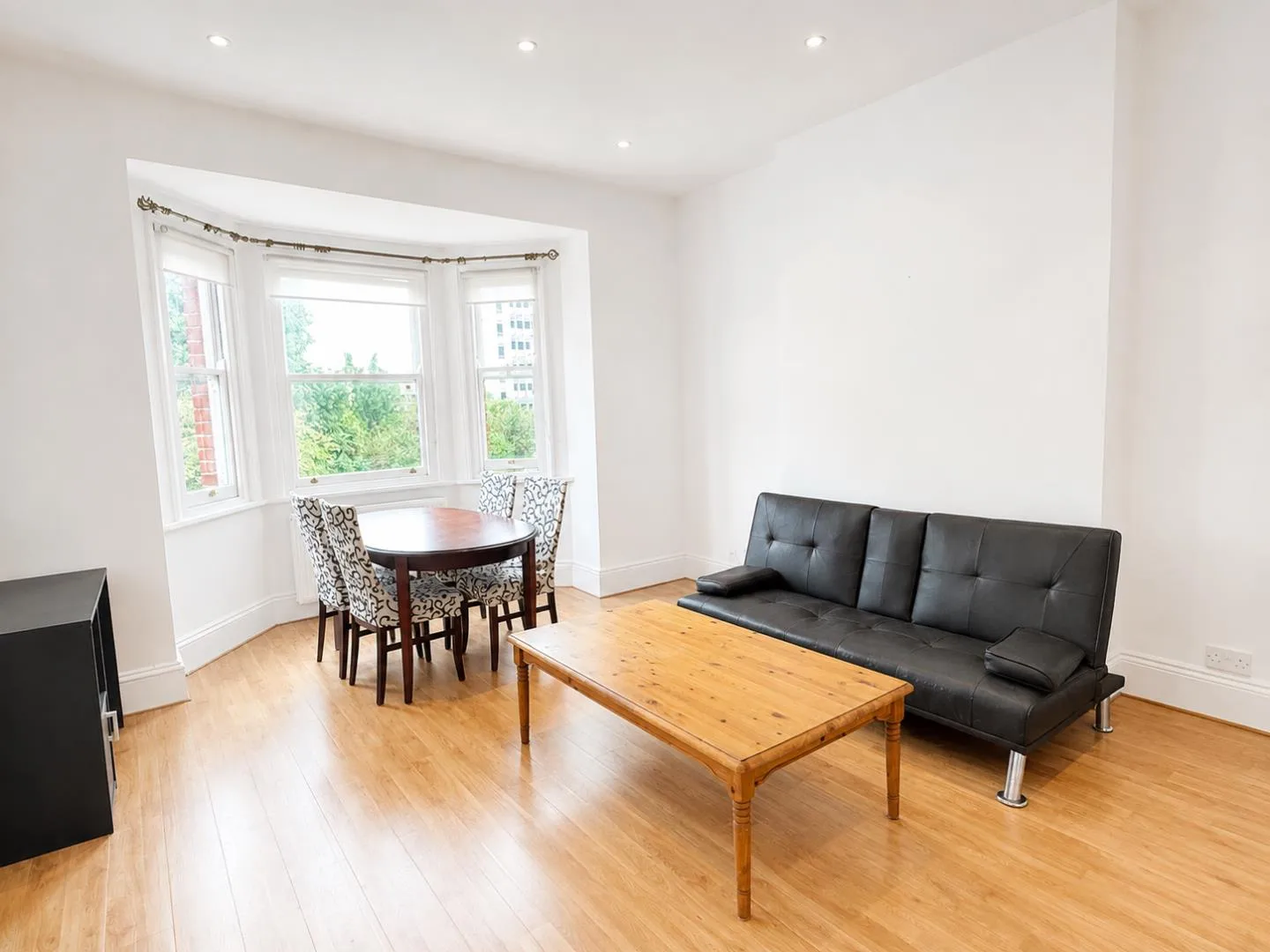 Flat Madeley Road in Greater London