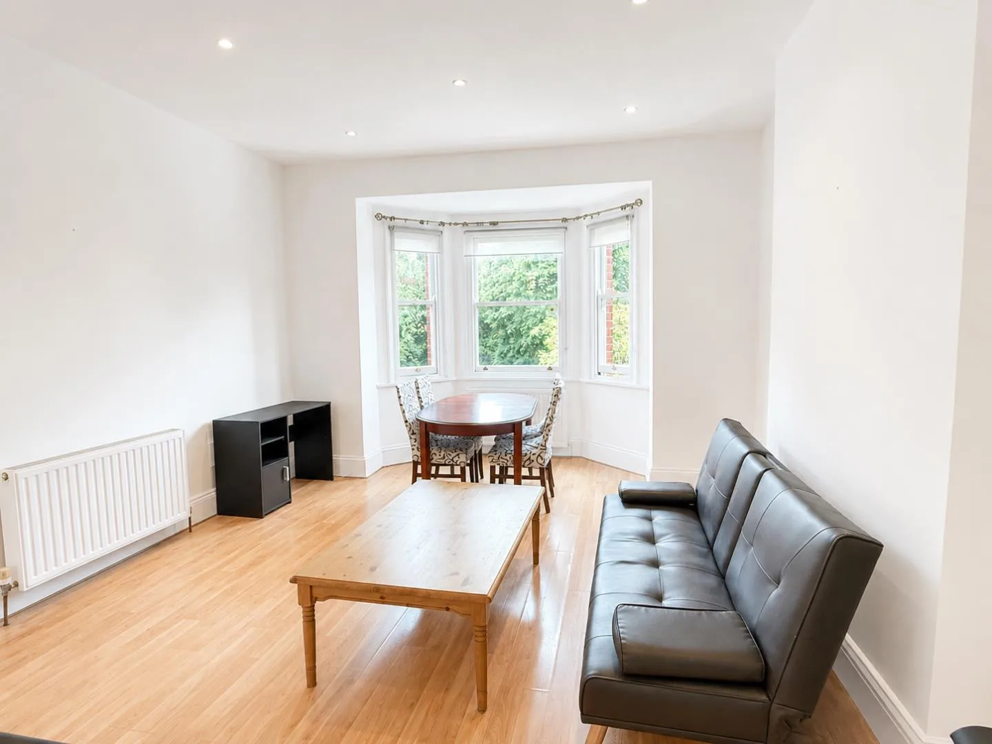 Flat Madeley Road in Greater London