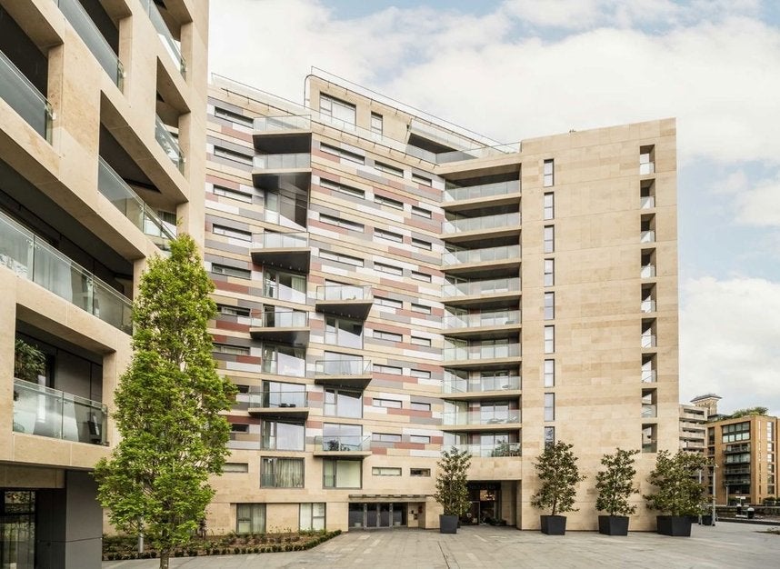 Flat Gatliff Road in City of Westminster