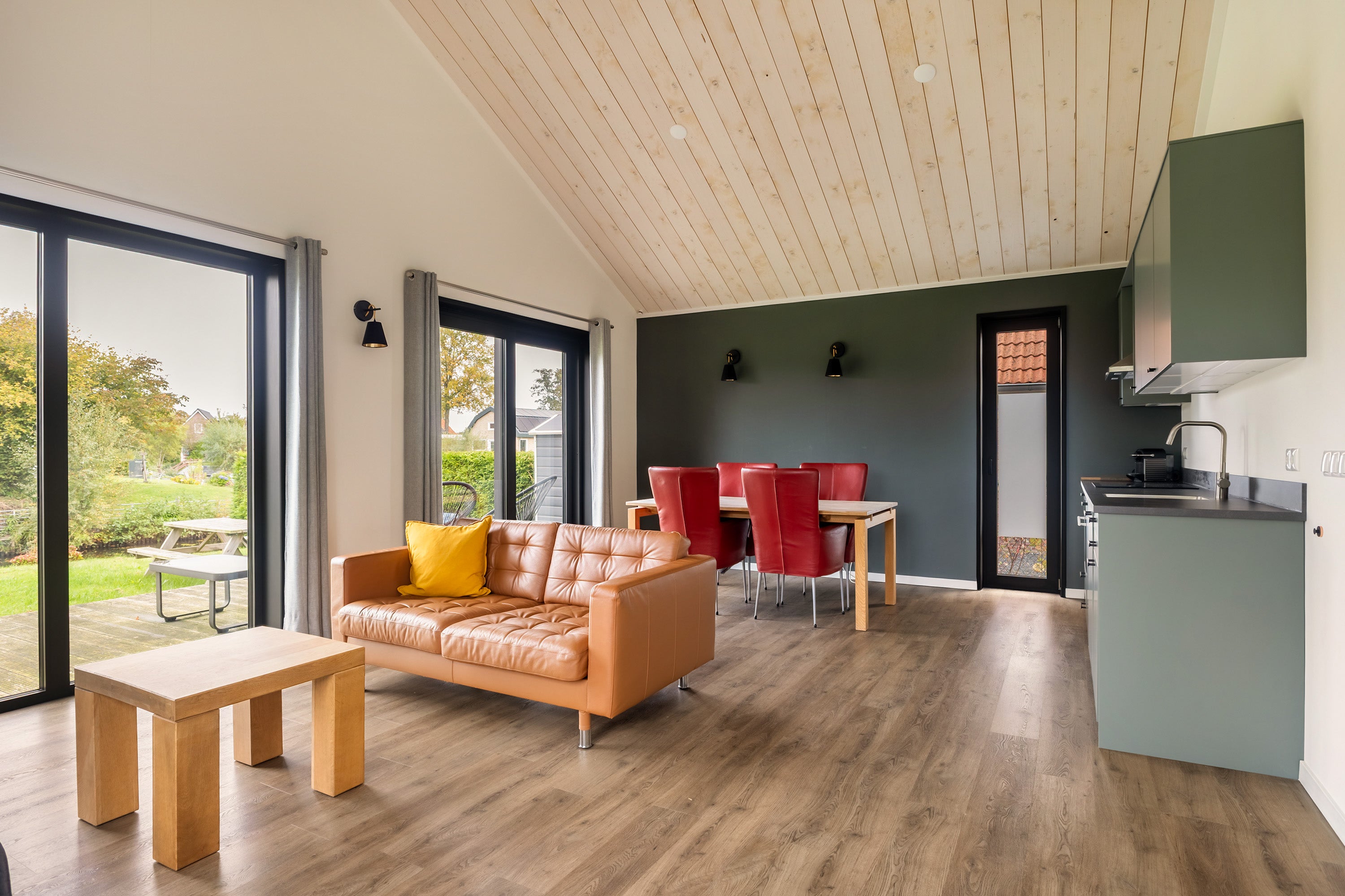 Vrijstaande woning te koop: Foarwei 21-86, Aldwâld