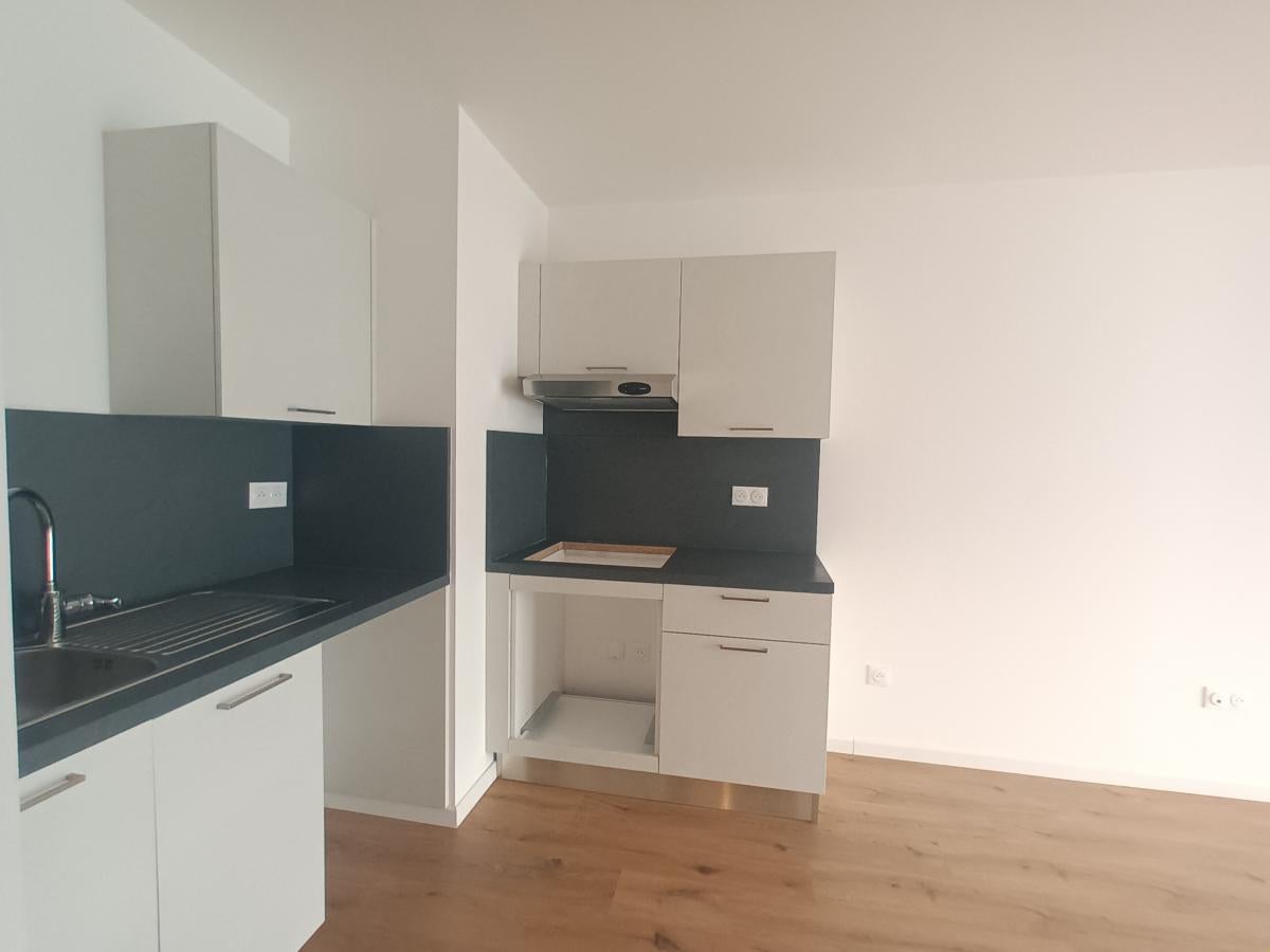 Flat Avenue du Général de Gaulle in Laneuveville-devant-Nancy
