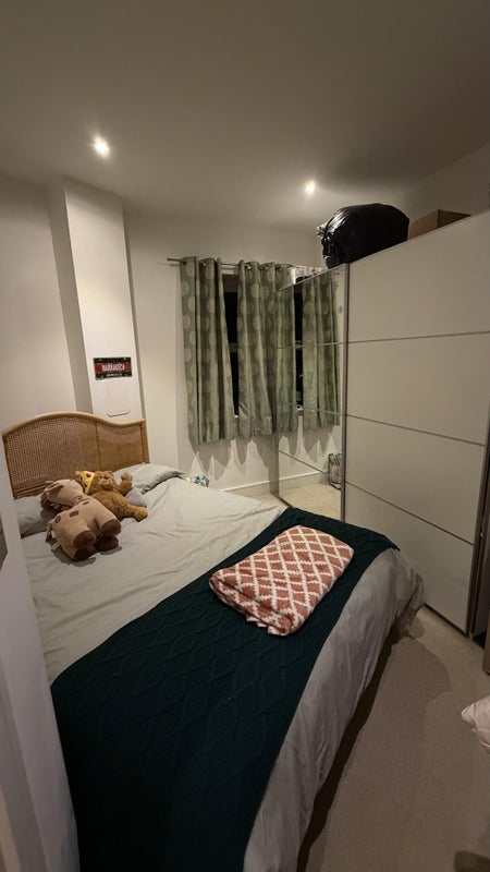 Room Greenwich High Road in Greater London