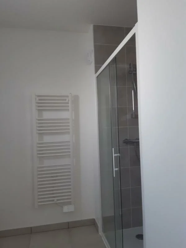 Maison Rue Émile Zola à Décines-Charpieu