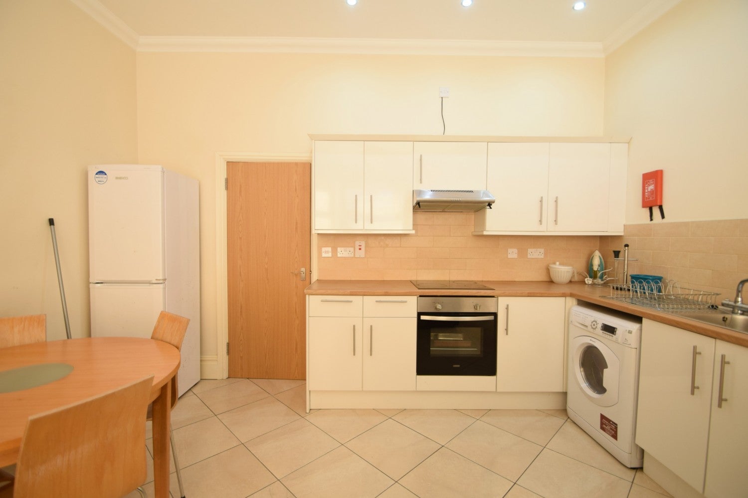 Flat Claude Road in Cardiff
