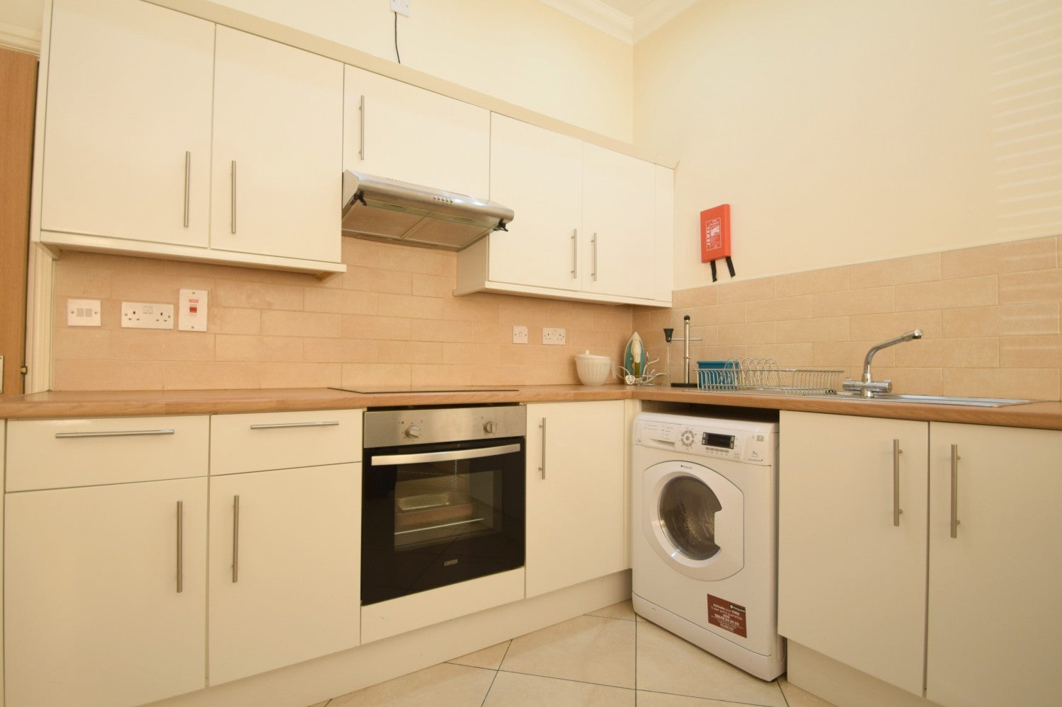 Flat Claude Road in Cardiff