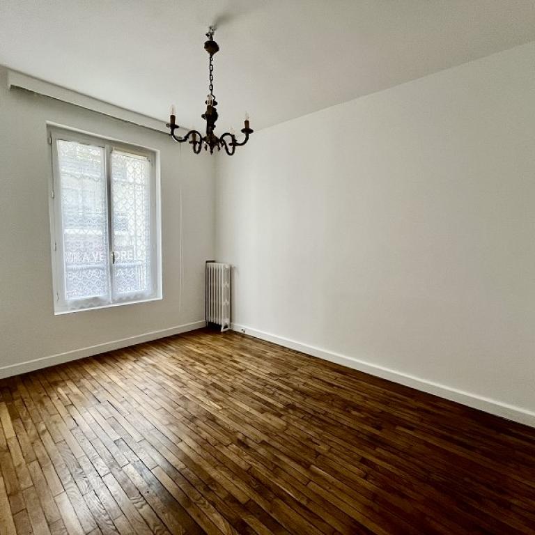 Flat Rue Marguerite de Rochechouart in Paris