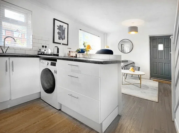 House The Orchard in Surrey Heath