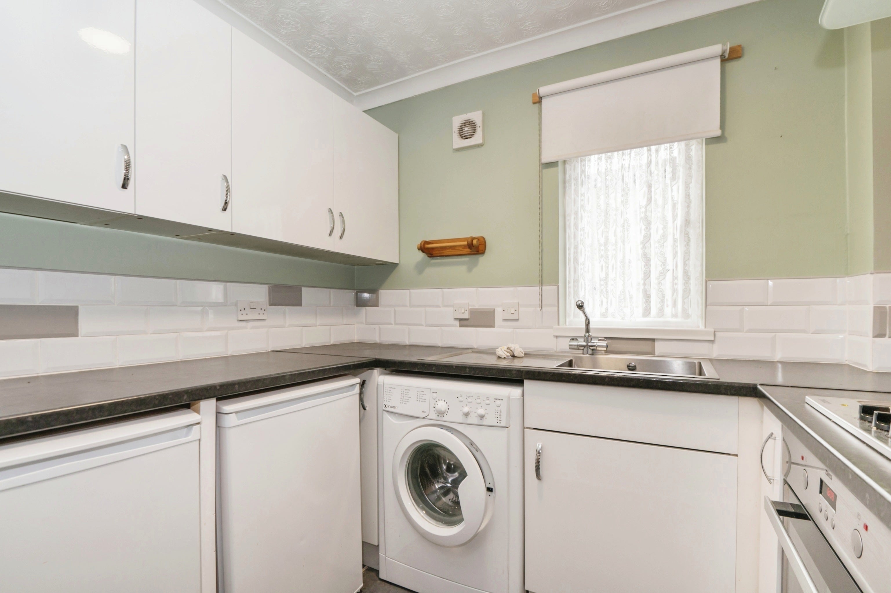 Flat Kern Close in Southampton