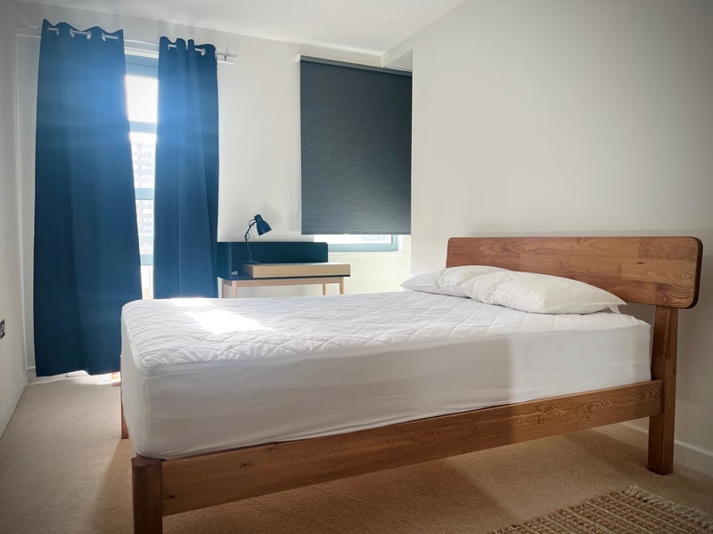 Room Balmes Road in Greater London