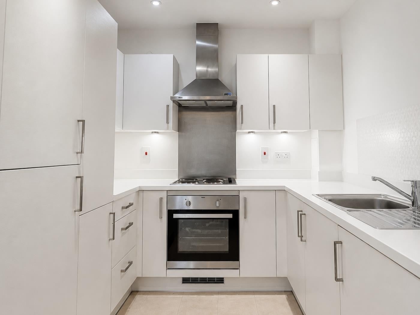 Flat New Heston Road in Greater London
