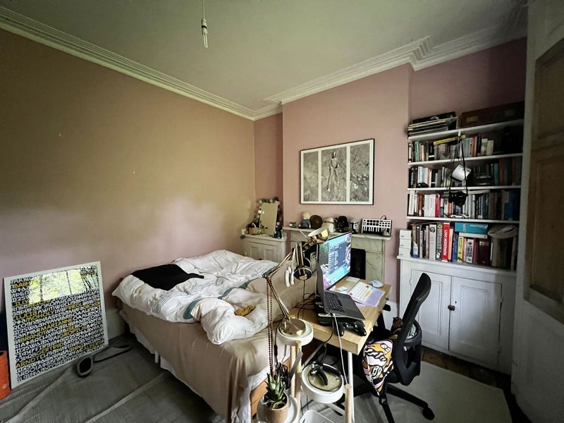Room St. Paul's Road in Greater London