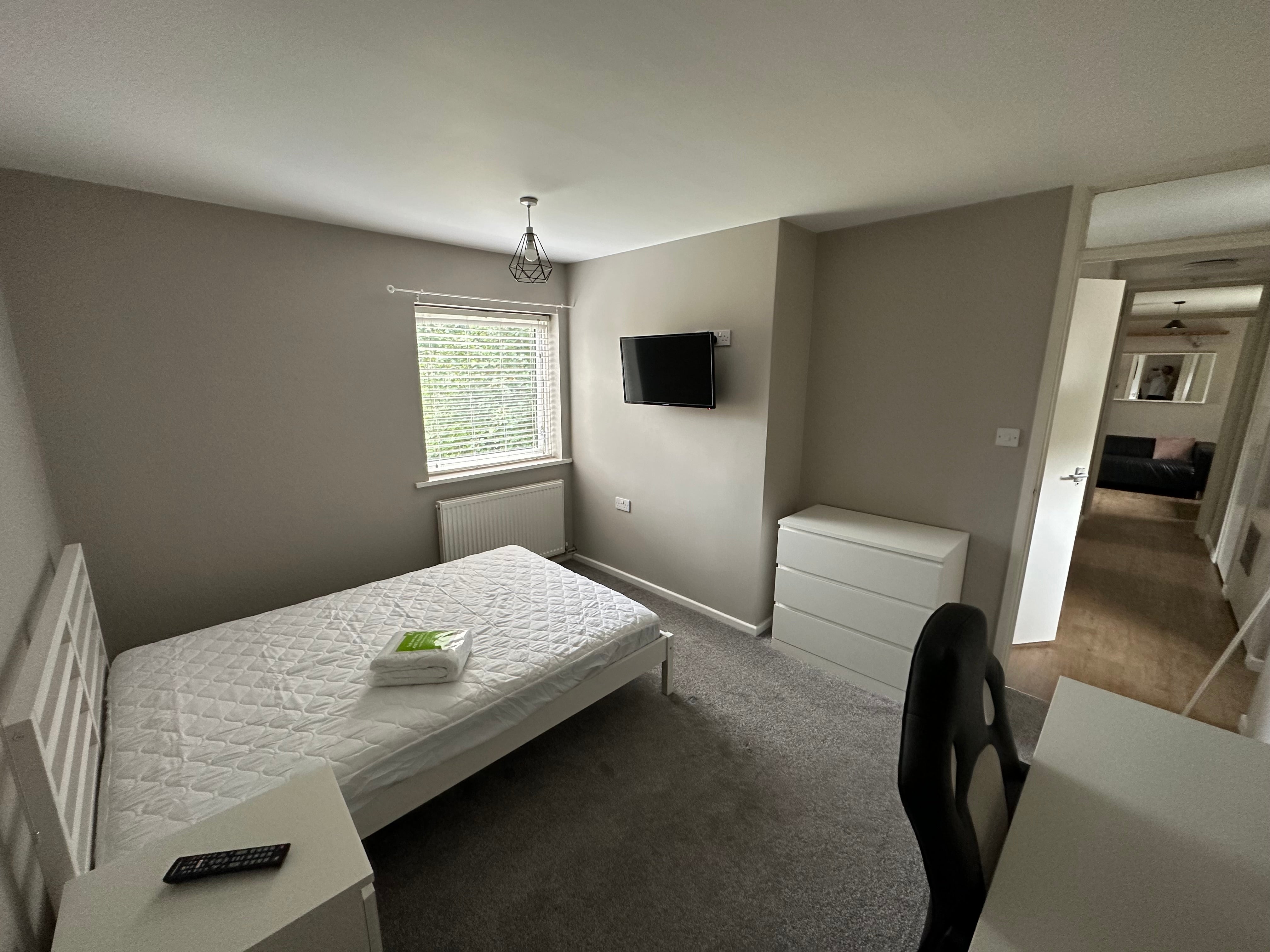 Flat Metchley Drive in Birmingham