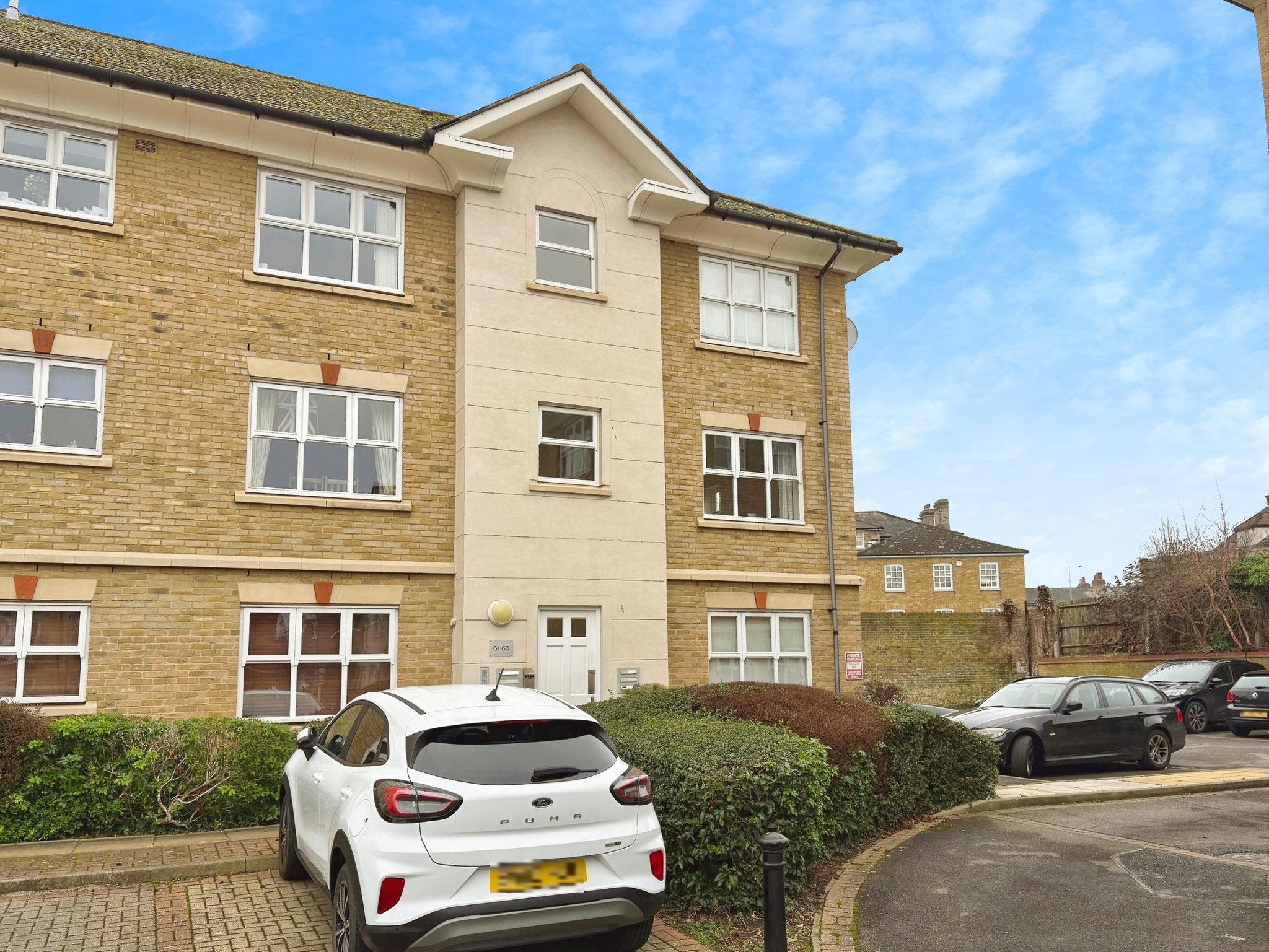 Flat Stapleford Close in Chelmsford