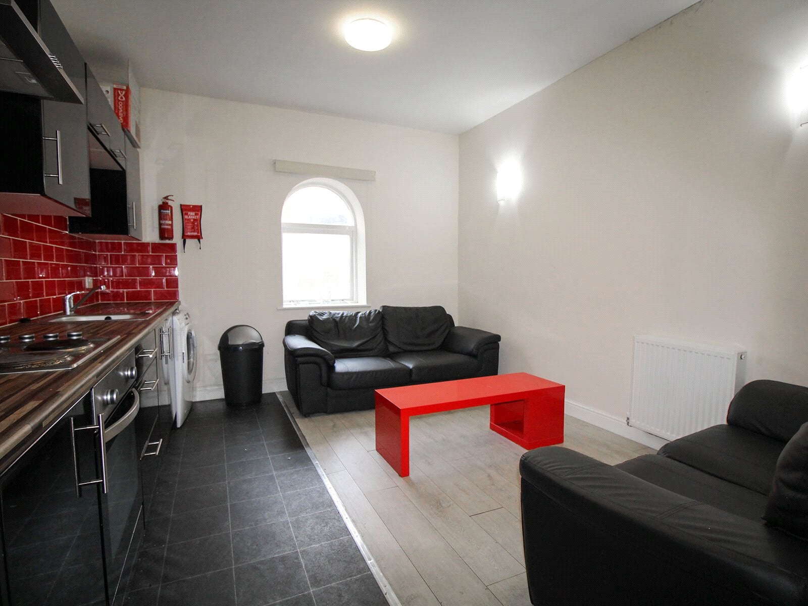 Flat Clarendon Road in Leeds