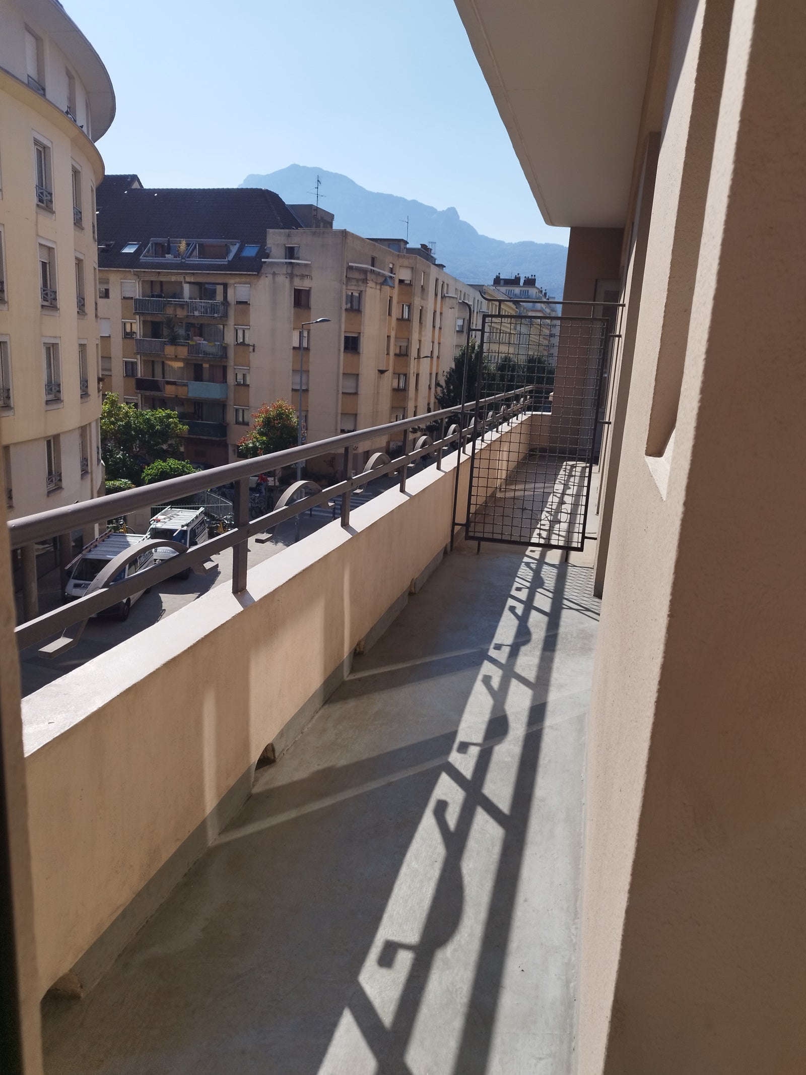 Flat Rue Casimir Brenier in Grenoble