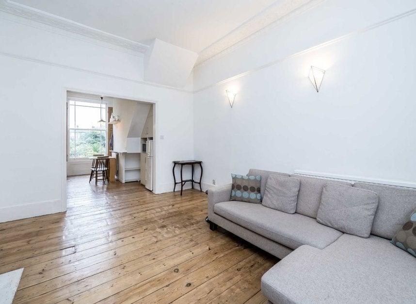 Flat Camden Park Road in Greater London