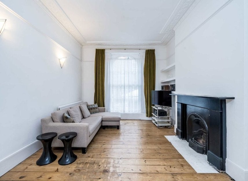 Flat Camden Park Road in Greater London