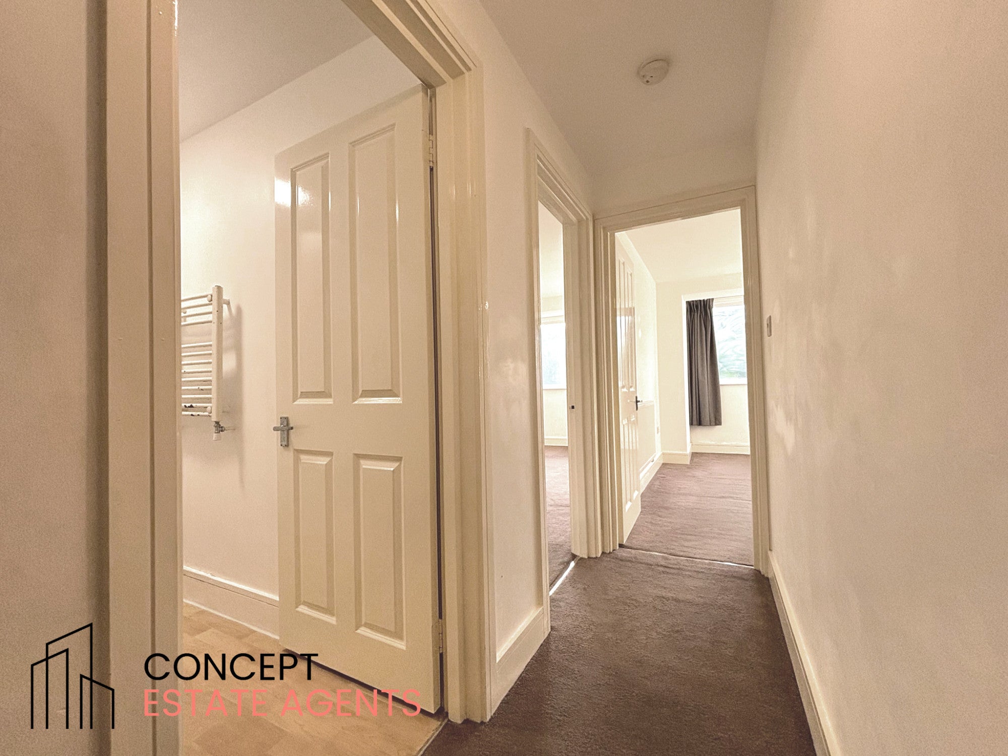 Flat Charlmont Road in Greater London