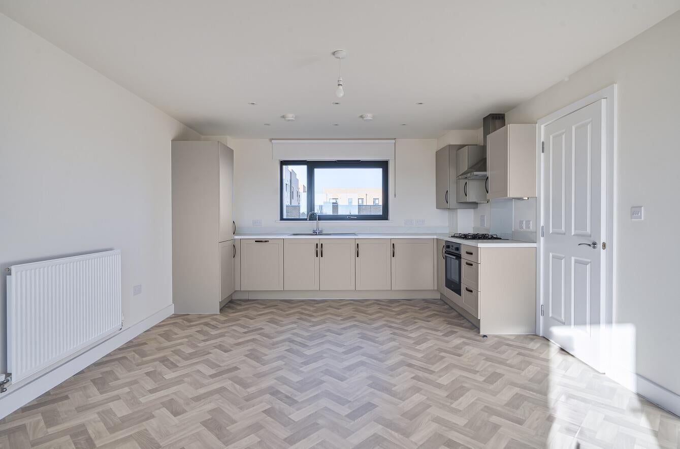 Flat Evolution Court in Cambridge