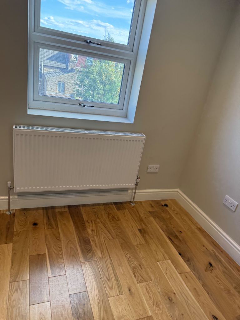 Flat Mansfield Road in Greater London