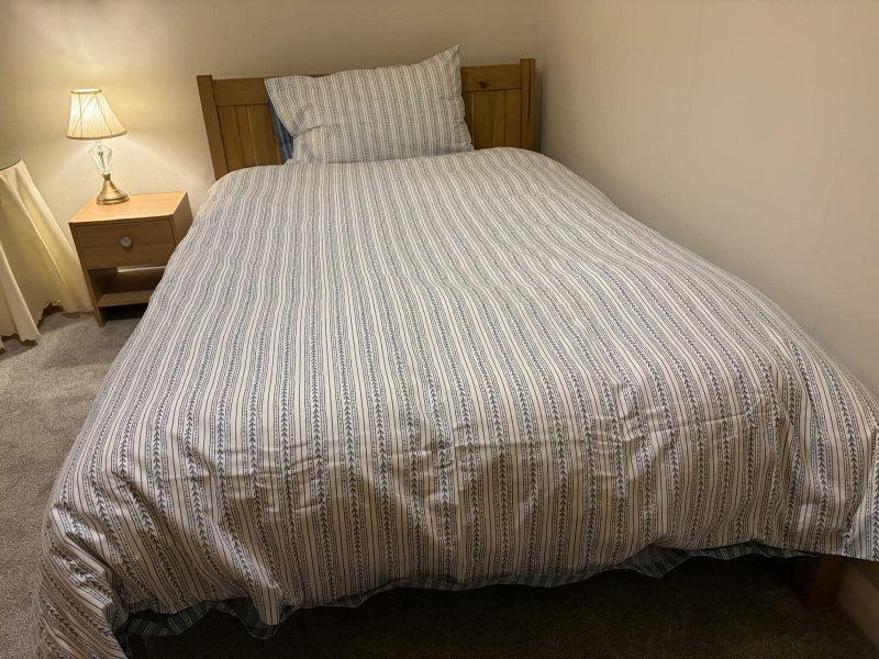 Room Halfpenny Lane in Sunningdale