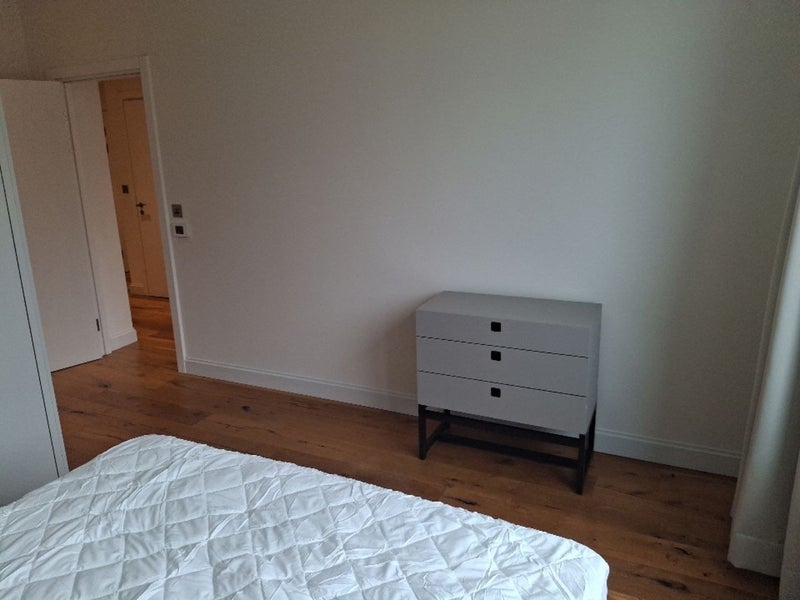 Room Cloud Street in Greater London