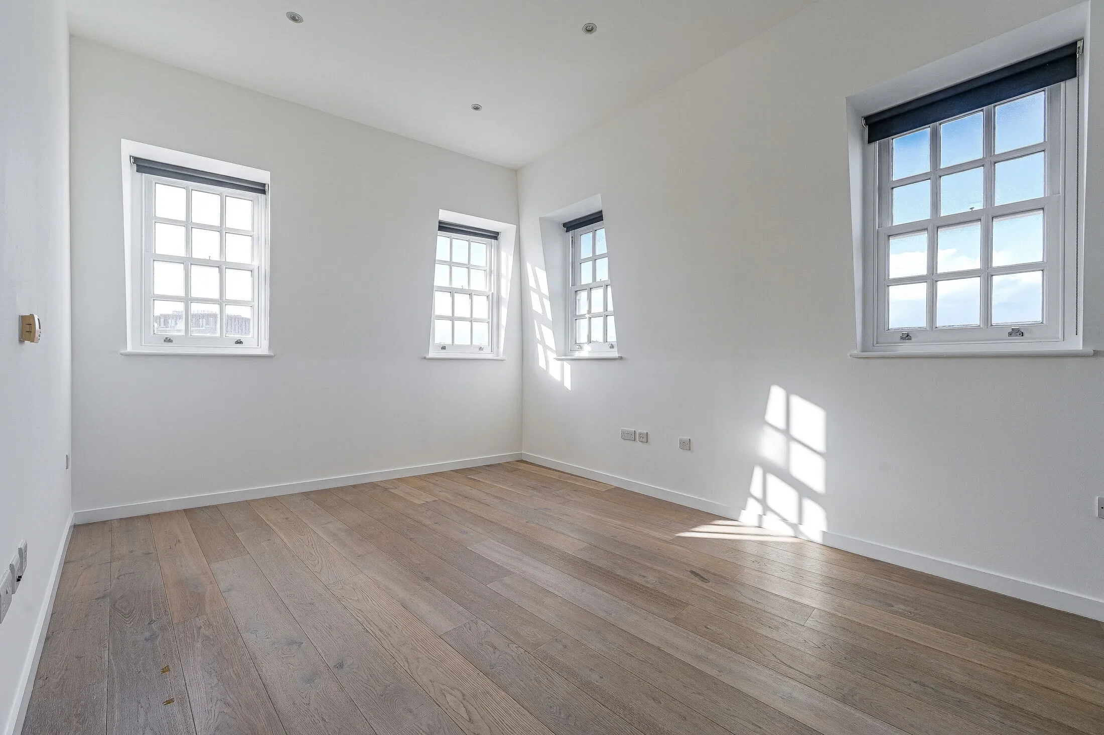 Flat Grafton Square in Greater London