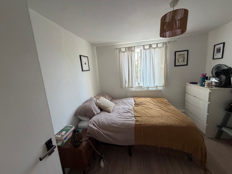 Room Oxford Road in Greater London