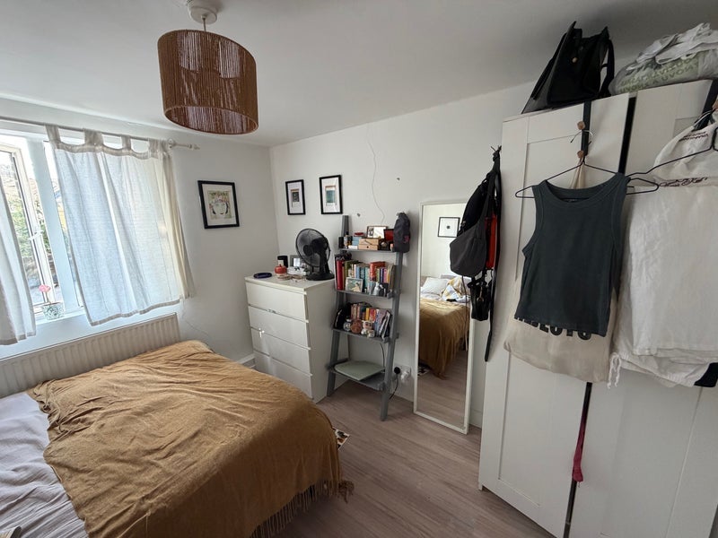 Room Oxford Road in Greater London