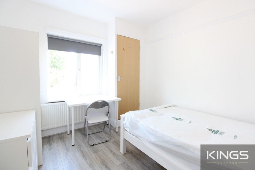 Flat Portswood Road in Southampton