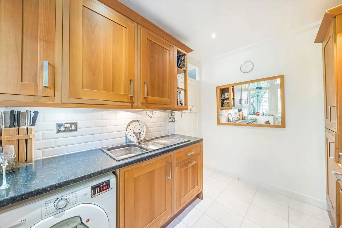 Flat Godley Road in Greater London