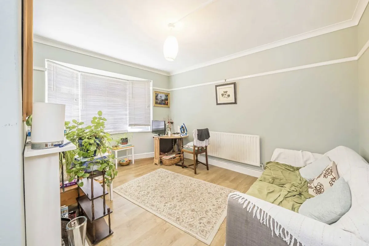 Flat Godley Road in Greater London