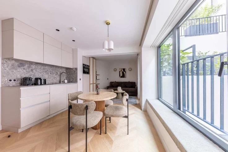 Flat Rue de Caumartin in Paris