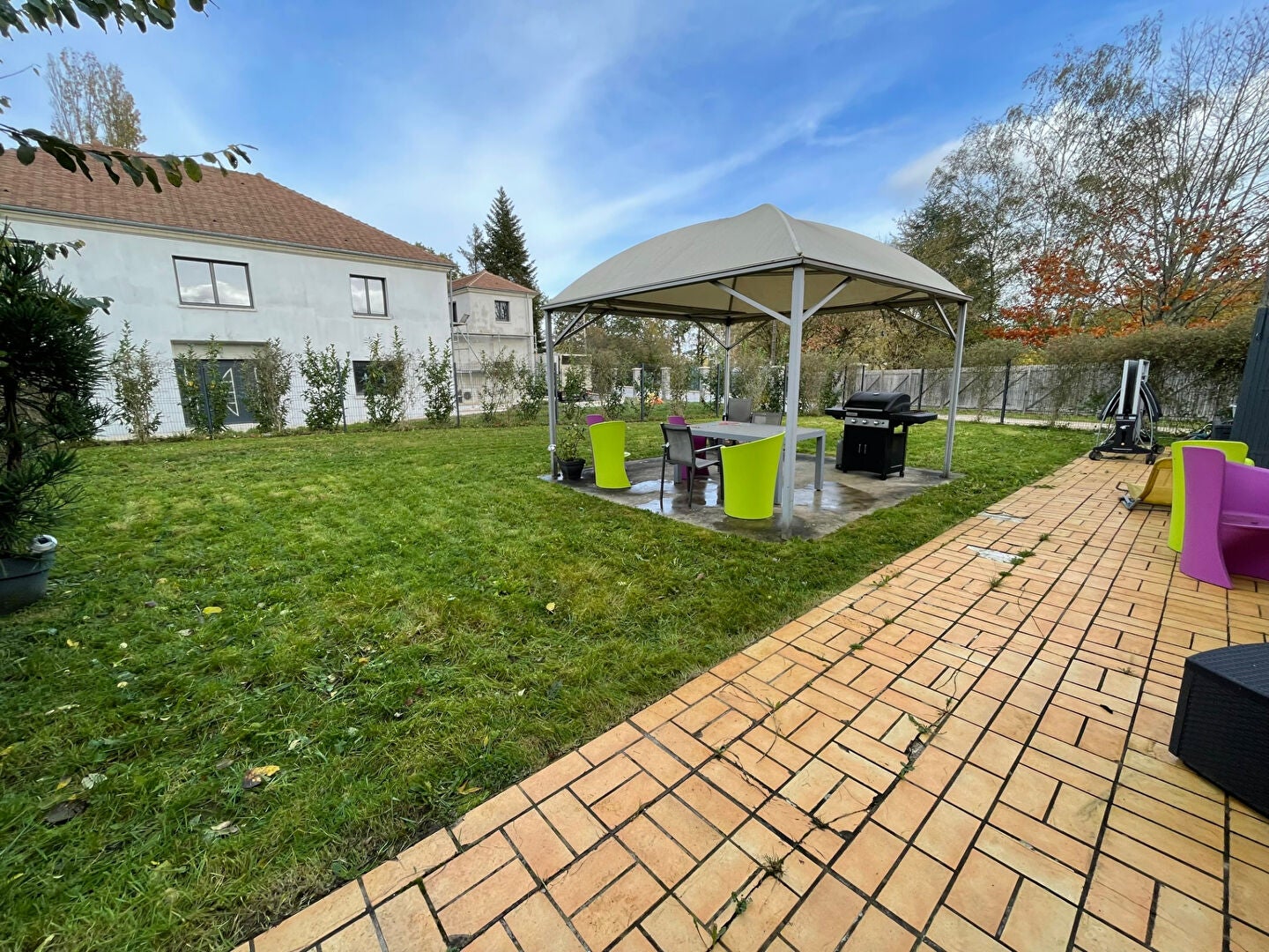 House Rue de la Mare aux Loups in Le Perray-en-Yvelines