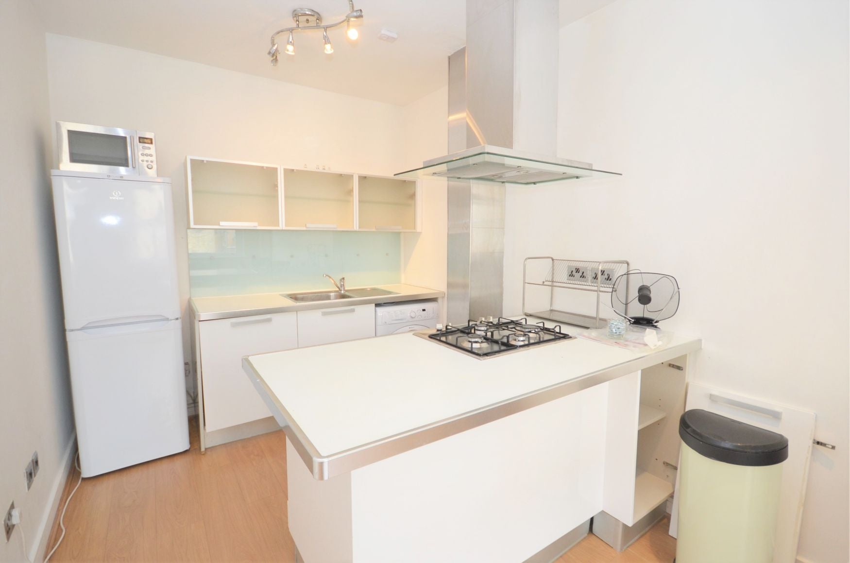Flat Frampton Street in City of Westminster
