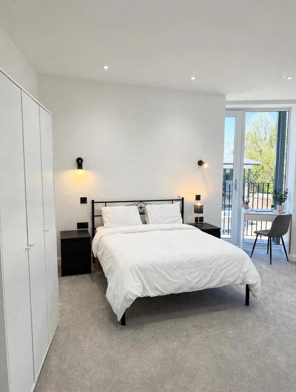 Room Hoffmanns Way in Chelmsford